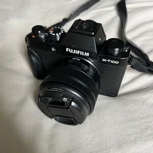 Fujifilm X-T100